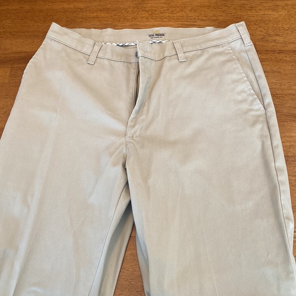 Men’s Khaki Dress Pants - Picture 2 of 6